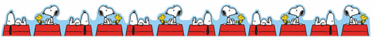 BORDER: PEANUTS SNOOPY ON DOGHOUSE