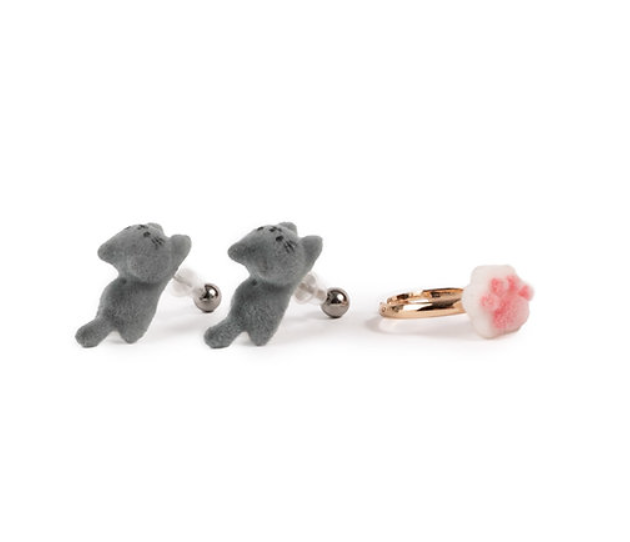 TINY PAWS TREASURE EARRING AND RING SET
