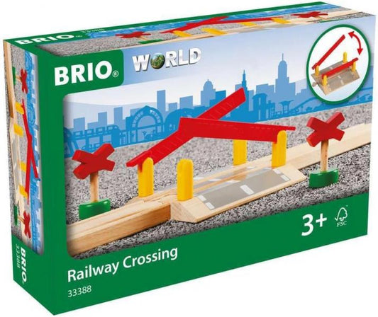 BRIO: RAILWAY CROSSING