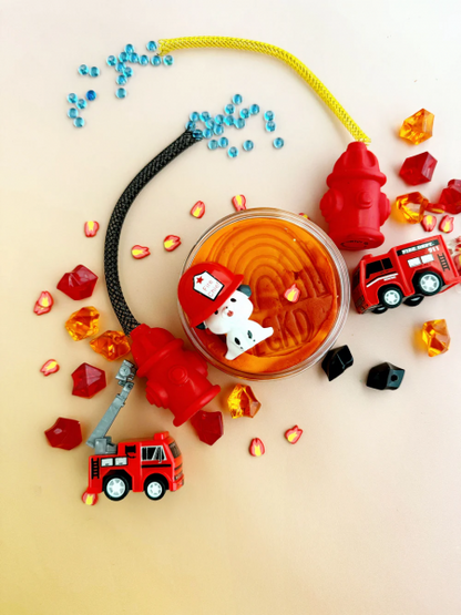 PLAY DOUGH KIT: FIRE STATION CHERRY MANGO SCENTED