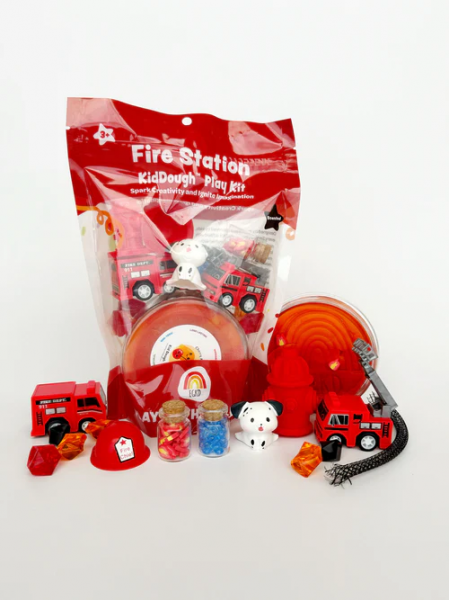 PLAY DOUGH KIT: FIRE STATION CHERRY MANGO SCENTED