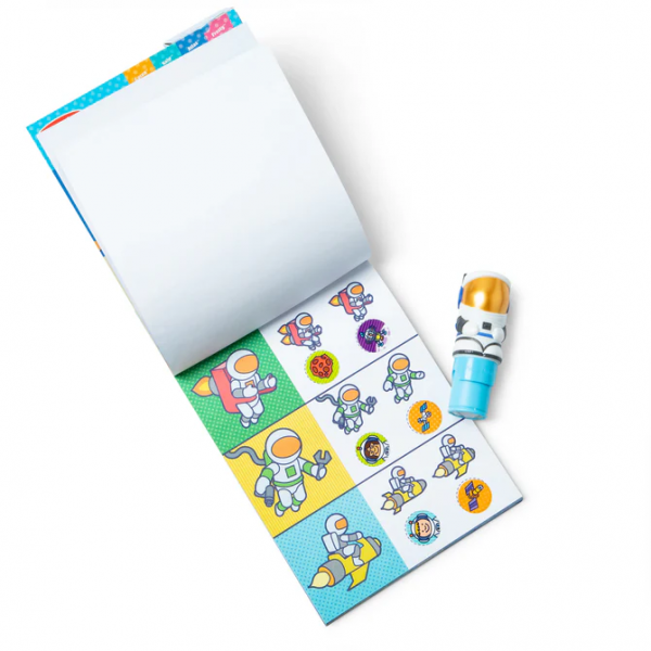 STICKER WOW ACTIVITY PAD SET- ASTRONAUT