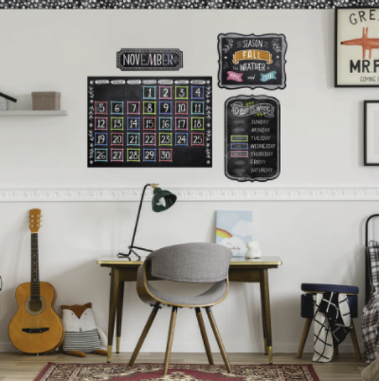 BULLETIN BOARD SET: CHALK IT UP! CALENDAR