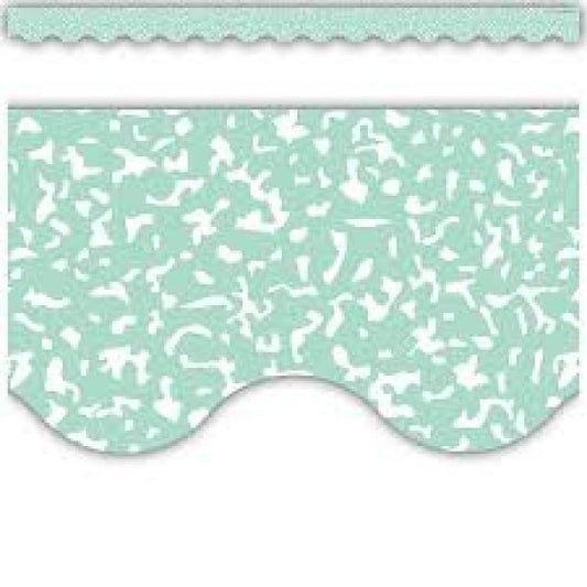 BORDER: COMPOSITION GREEN SCALLOPED