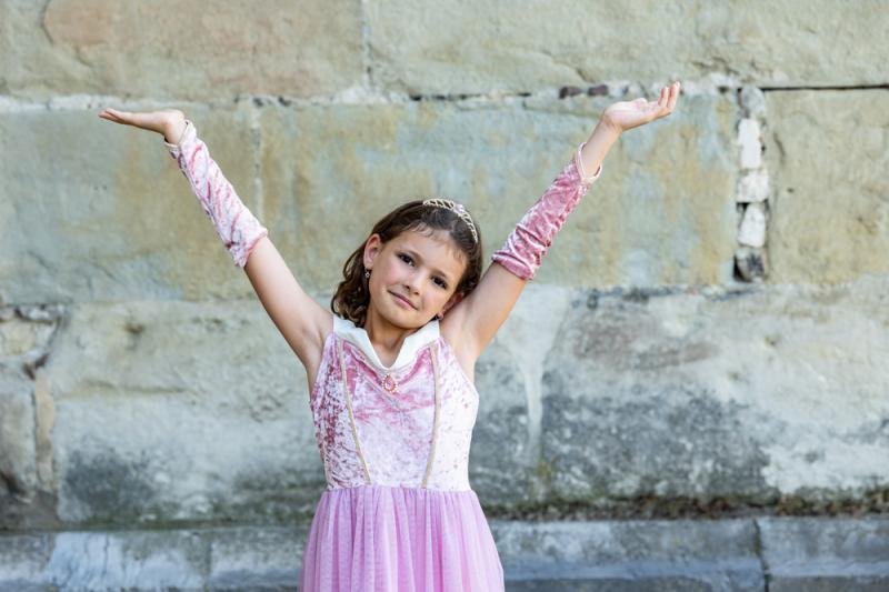 VELVETY SOFT SLEEPING SWEETHEART PRINCESS GOWN WITH ARM WARMERS