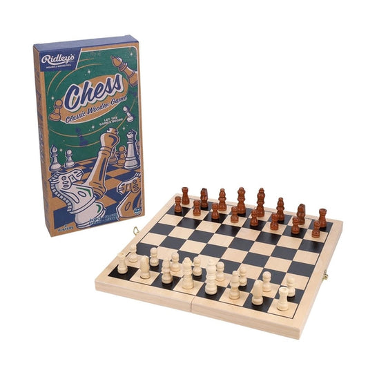 HOUSE OF NOVELTIES: CHESS