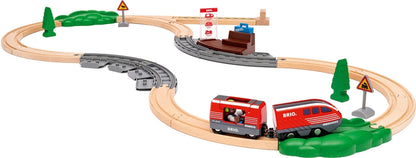 BRIO: PULL-BACK TRAIN SET