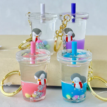 PENGUIN BEACH BALL KEYCHAIN