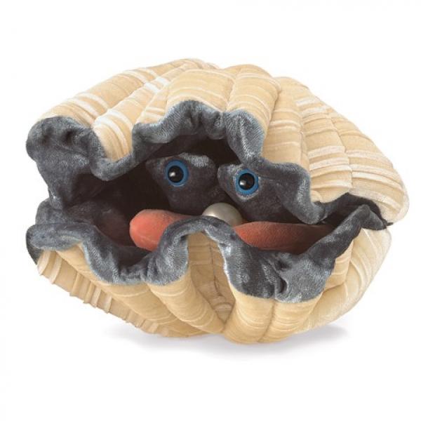 PUPPET: GIANT CLAM